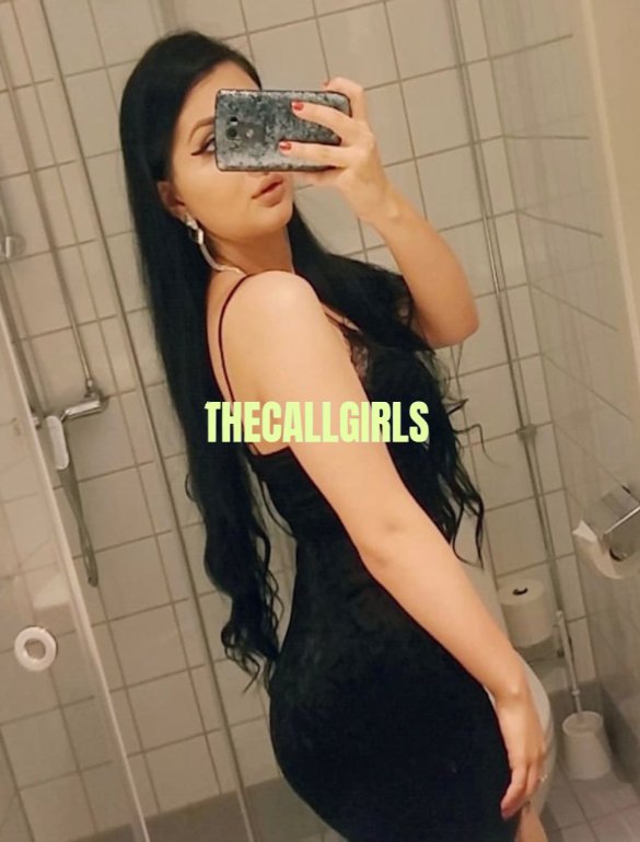 BEST ESCORT FOR MEN IN AHMEDABAD BY LEELA