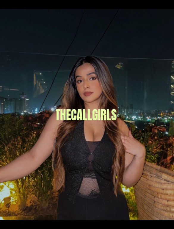 I'm a student college girl hot and sex vip model Amritsar